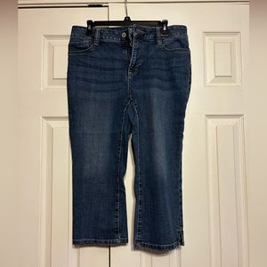St. John’s Bay Capri jeans 12